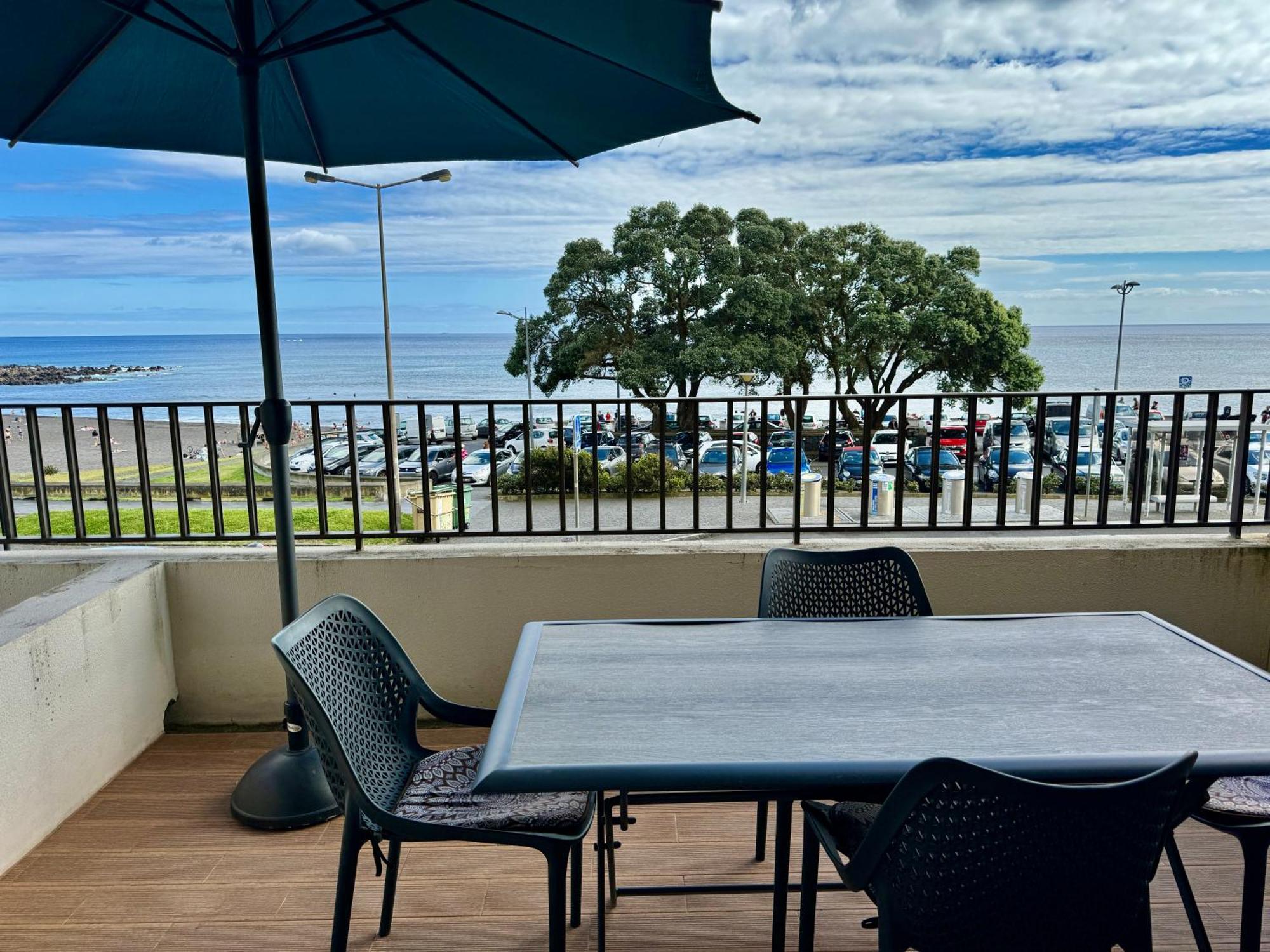Beach Front House Понта Делгада Екстериор снимка
